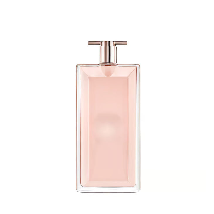 Lancôme Idôle EdP damparfym – världens smalaste parfymflaska i en elegant minimalistisk design med en mjuk rosa nyans och glänsande metalliska detaljer.